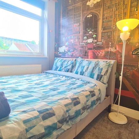 Cosy Room In East Ham London Exterior photo